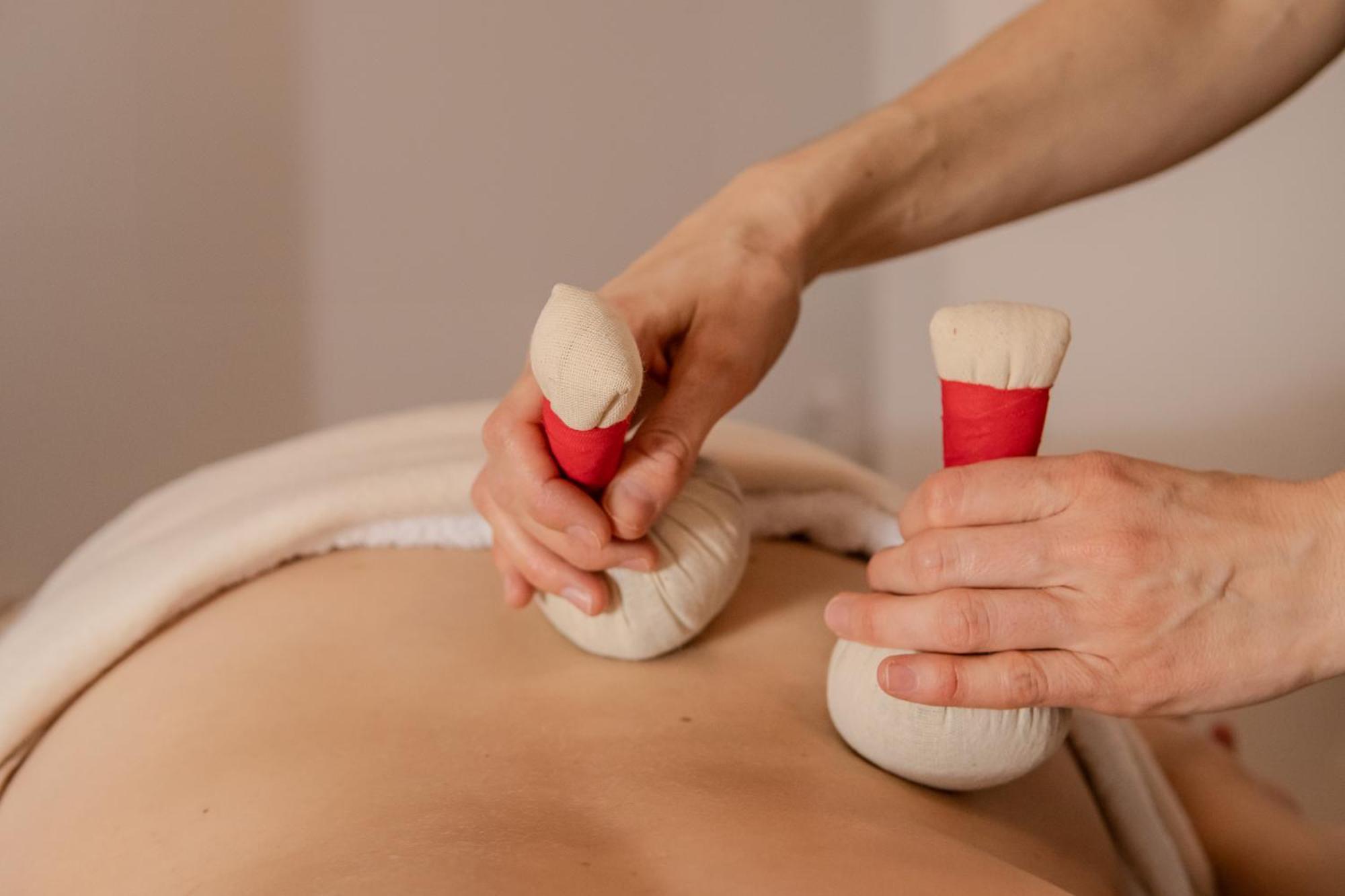 Elzland Hotel Pfauen Wellness & Spa Elzach Dış mekan fotoğraf